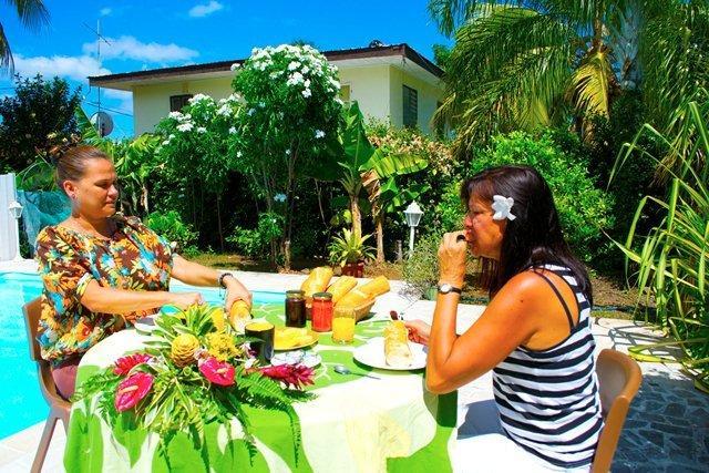 Ahitea Lodge بابيت المظهر الخارجي الصورة